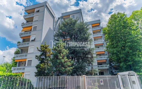 appartamento in vendita a Milano in zona Affori