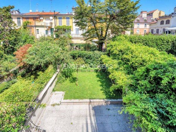 appartamento in vendita a Milano in zona Solari