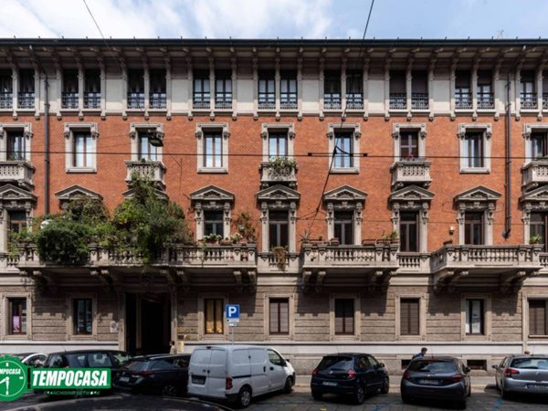 appartamento in vendita a Milano in zona Centro Direzionale