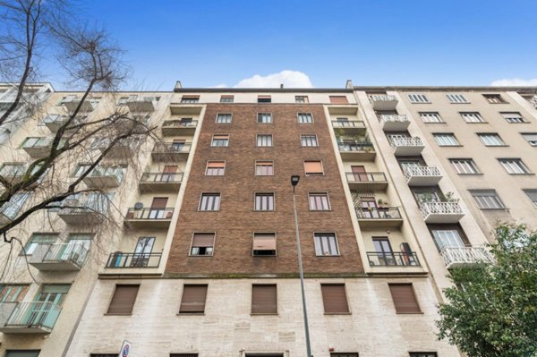 appartamento in vendita a Milano in zona Porta Vigentina