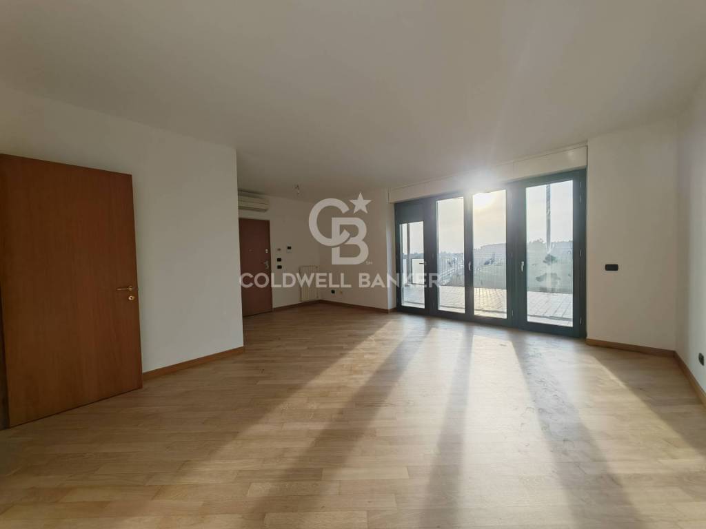 appartamento in vendita a Milano in zona Il Portello