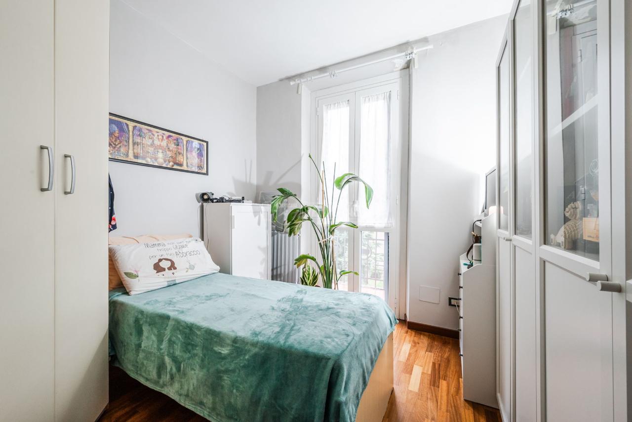 appartamento in vendita a Milano in zona Vigentino