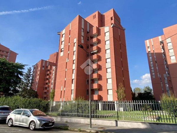 appartamento in vendita a Milano in zona Baggio
