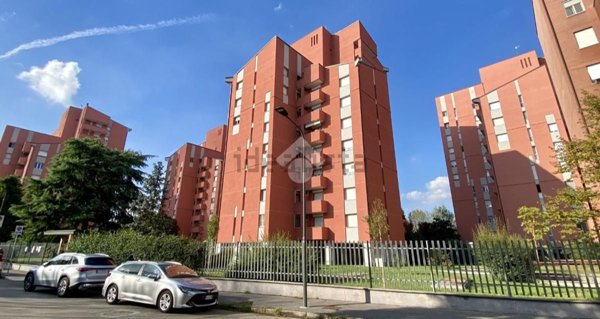 appartamento in vendita a Milano in zona Baggio