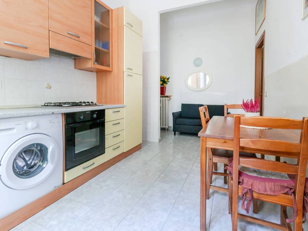 appartamento in vendita a Milano in zona Montalbino