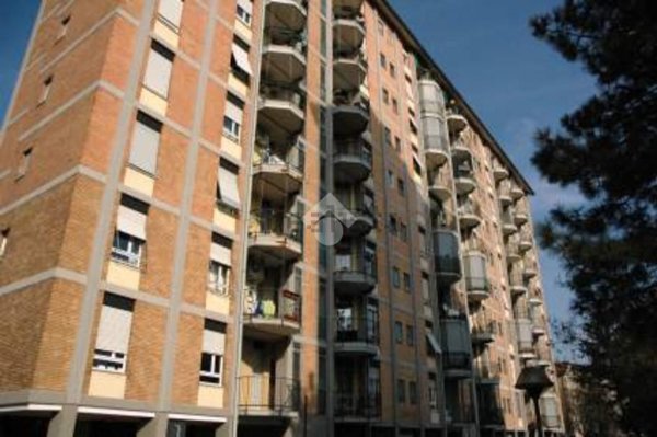 appartamento in vendita a Milano in zona Gallaratese