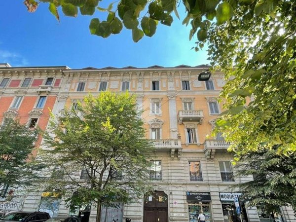 appartamento in vendita a Milano in zona Centro Direzionale