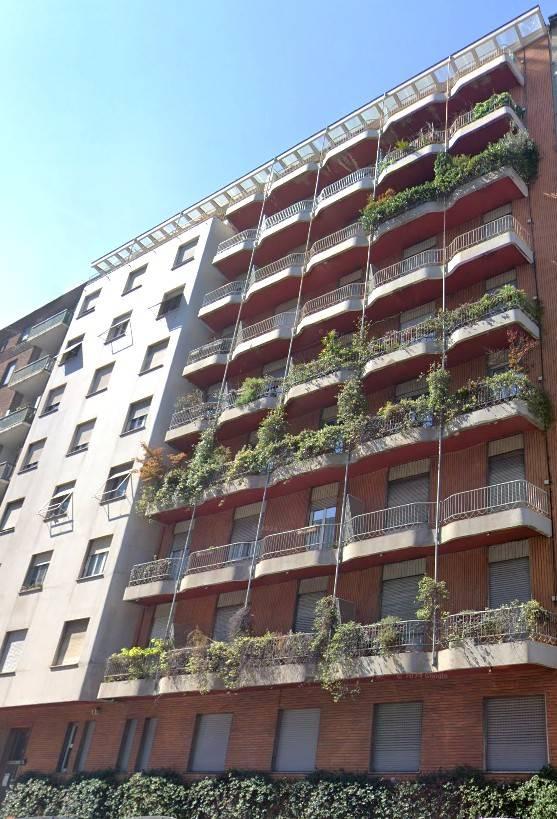 appartamento in vendita a Milano in zona Isola