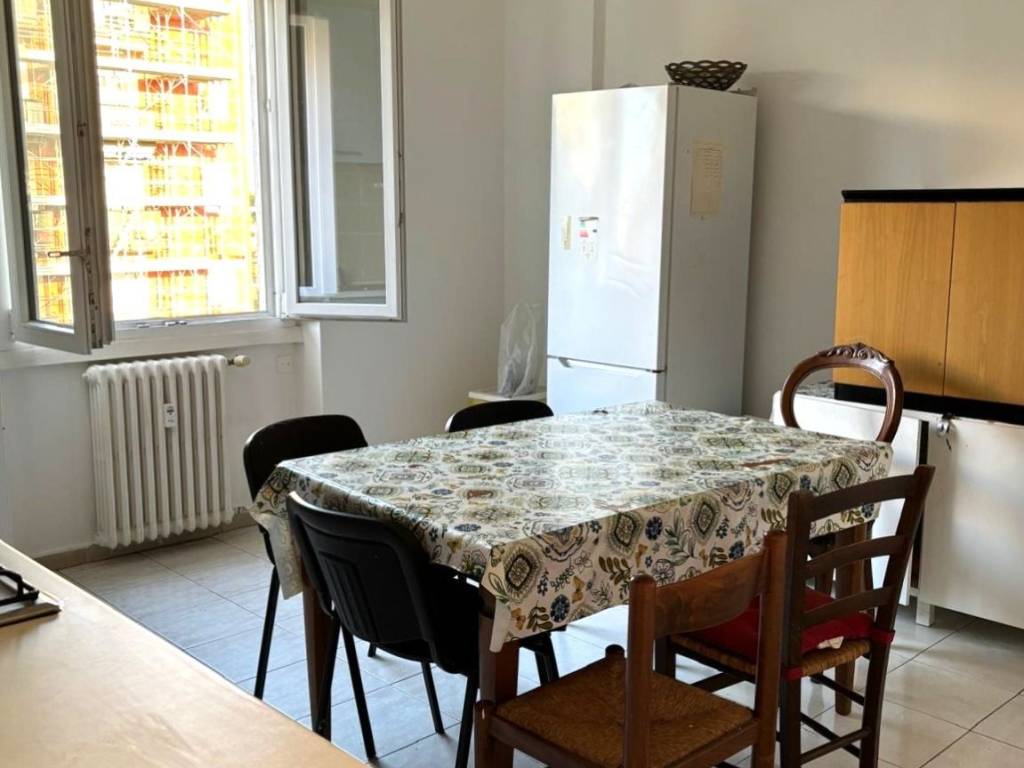 appartamento in vendita a Milano in zona Famagosta