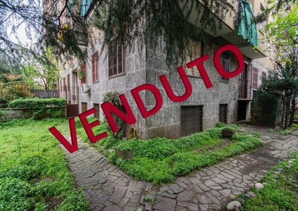 appartamento in vendita a Milano in zona Città Studi