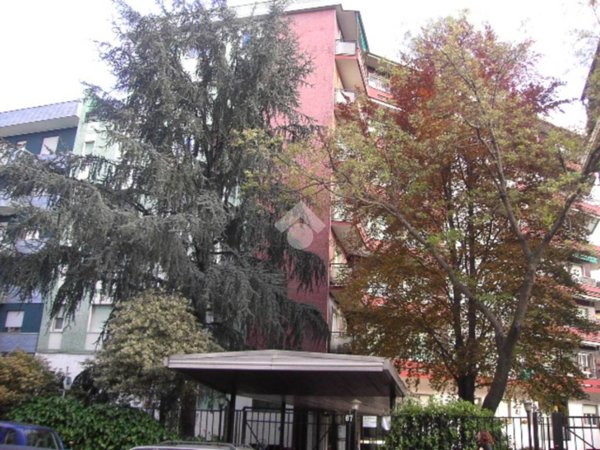 appartamento in vendita a Milano in zona Crescenzago