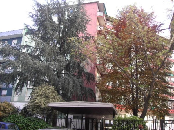 appartamento in vendita a Milano in zona Crescenzago