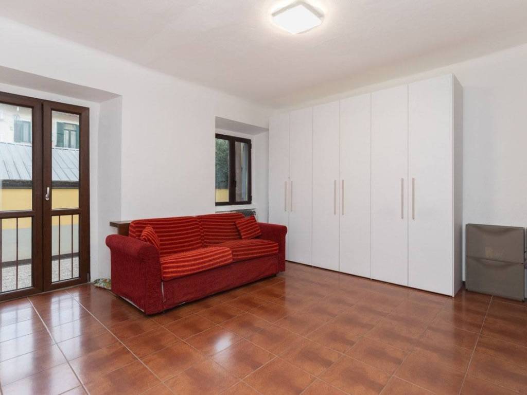 appartamento in vendita a Milano in zona Isola