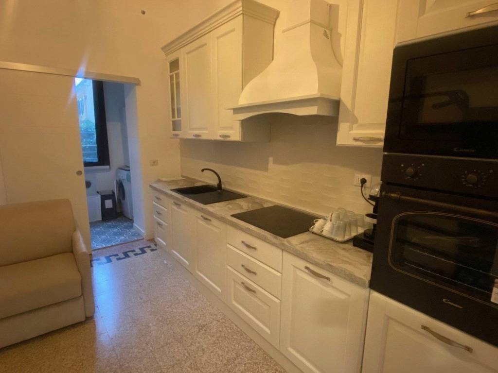 appartamento in vendita a Milano in zona Porta Venezia