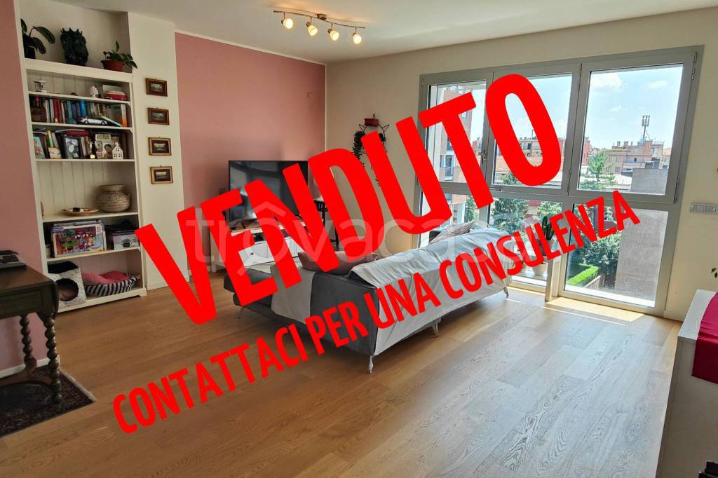 appartamento in vendita a Milano in zona Gorla