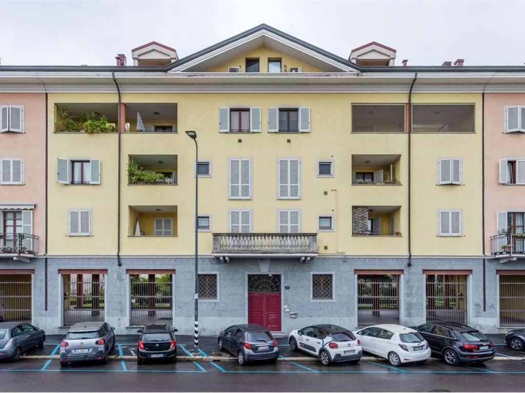 appartamento in vendita a Milano in zona Stadera