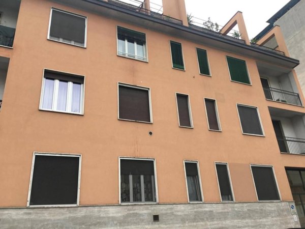 appartamento in vendita a Milano in zona Vigentino