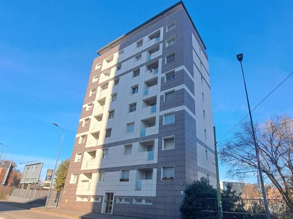 appartamento in vendita a Milano in zona Porta Garibaldi
