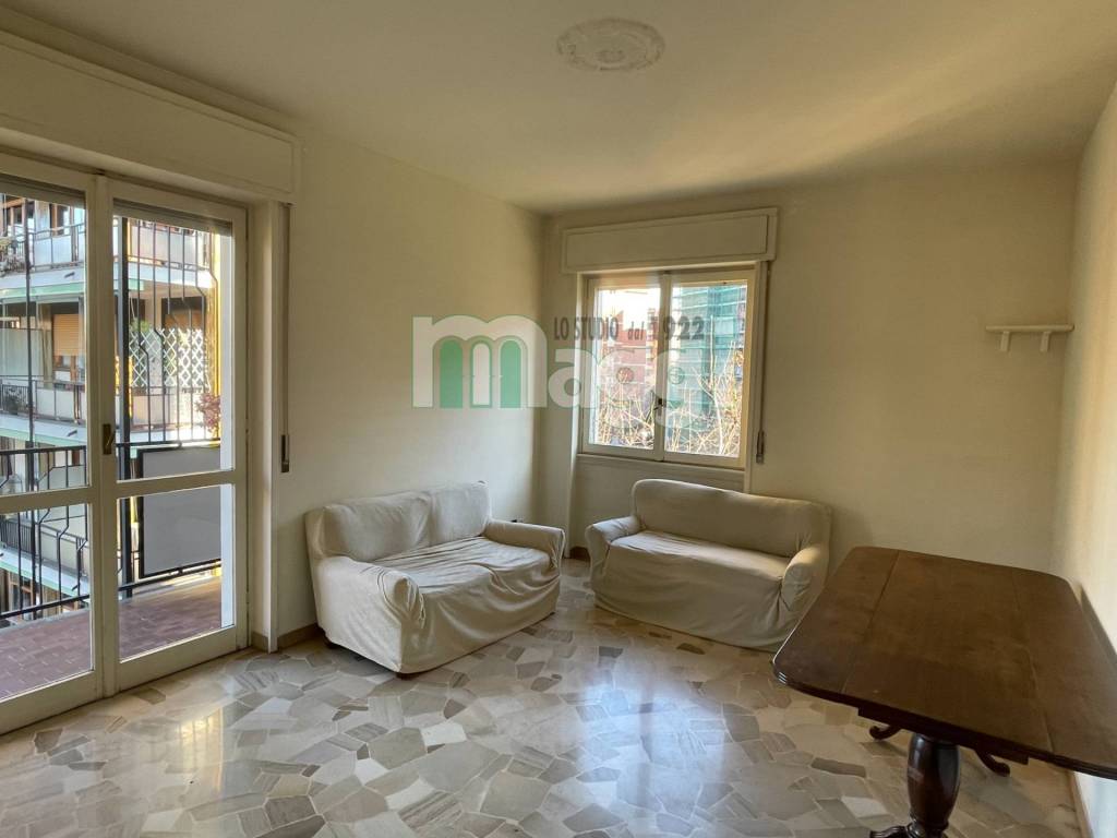 appartamento in vendita a Milano in zona Lorenteggio