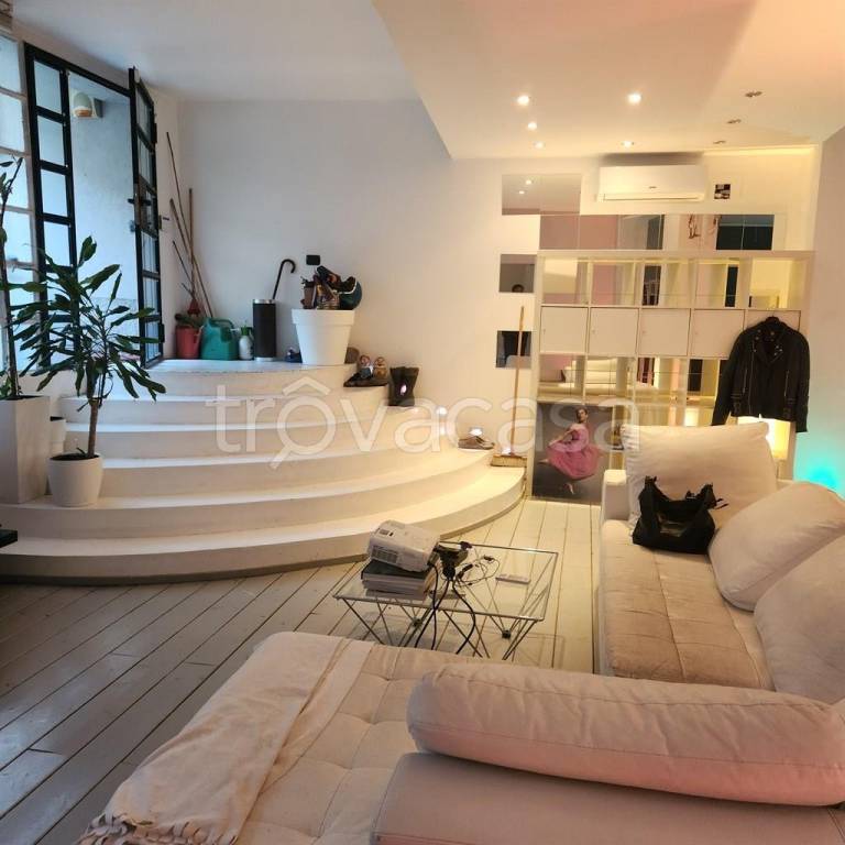 appartamento in vendita a Milano in zona Crescenzago