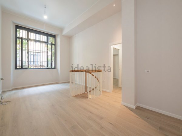 appartamento in vendita a Milano in zona Bocconi