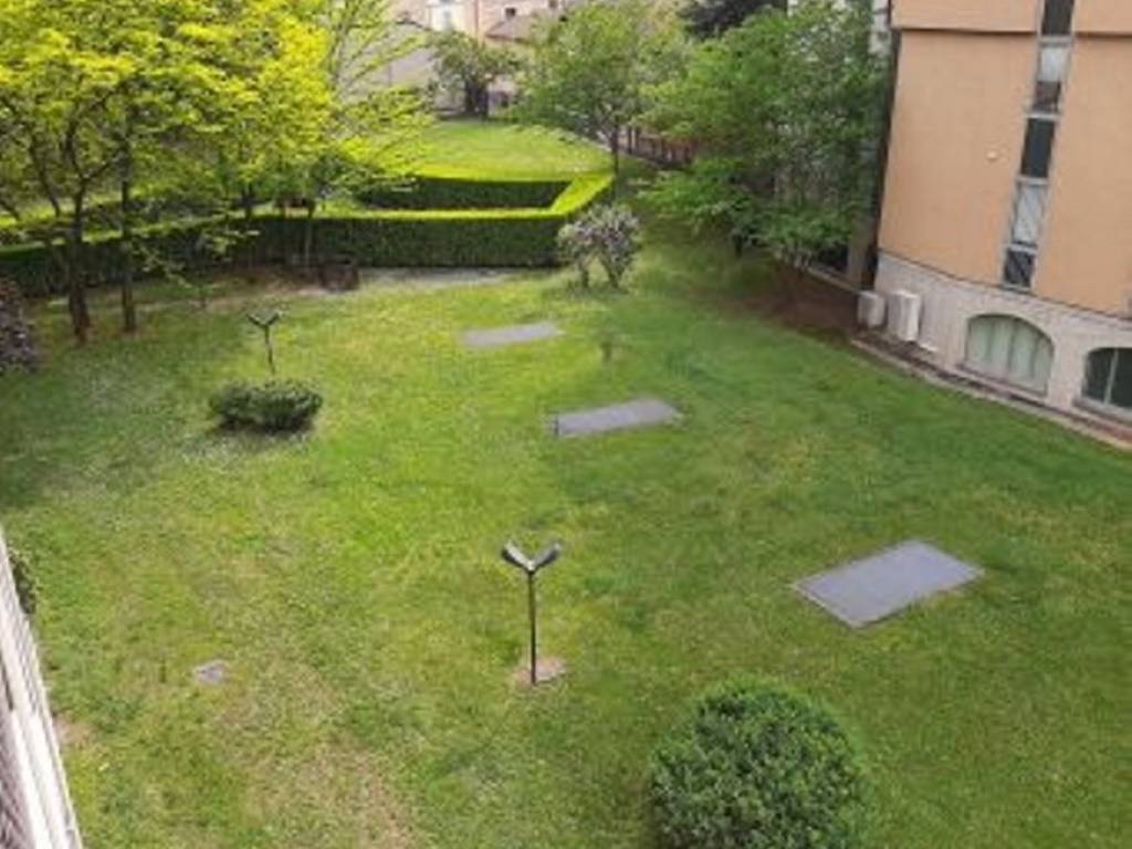 appartamento in vendita a Milano in zona Bruzzano