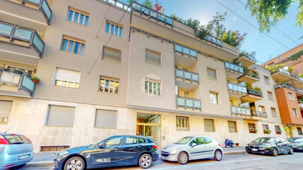 appartamento in vendita a Milano in zona Porta Vittoria