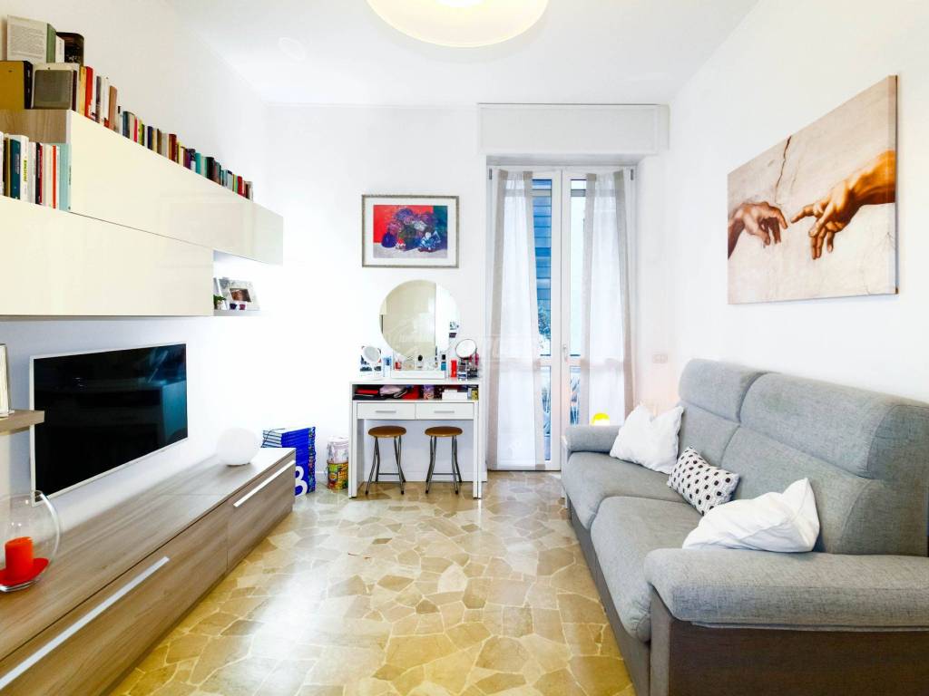 appartamento in vendita a Milano in zona Piazzale Lodi