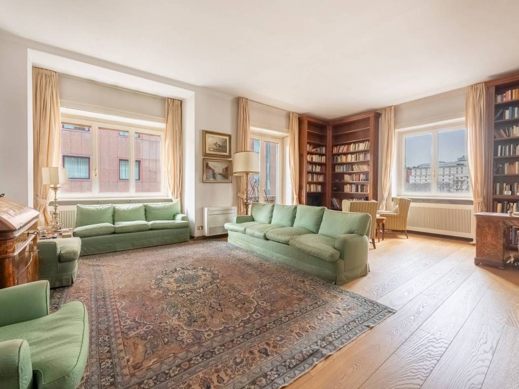 appartamento in vendita a Milano in zona Centro Direzionale