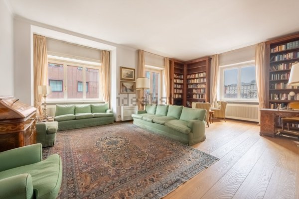 appartamento in vendita a Milano in zona Centro Direzionale