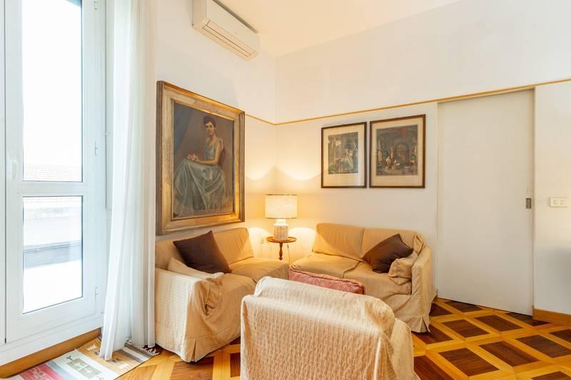 appartamento in vendita a Milano in zona Porta Vigentina