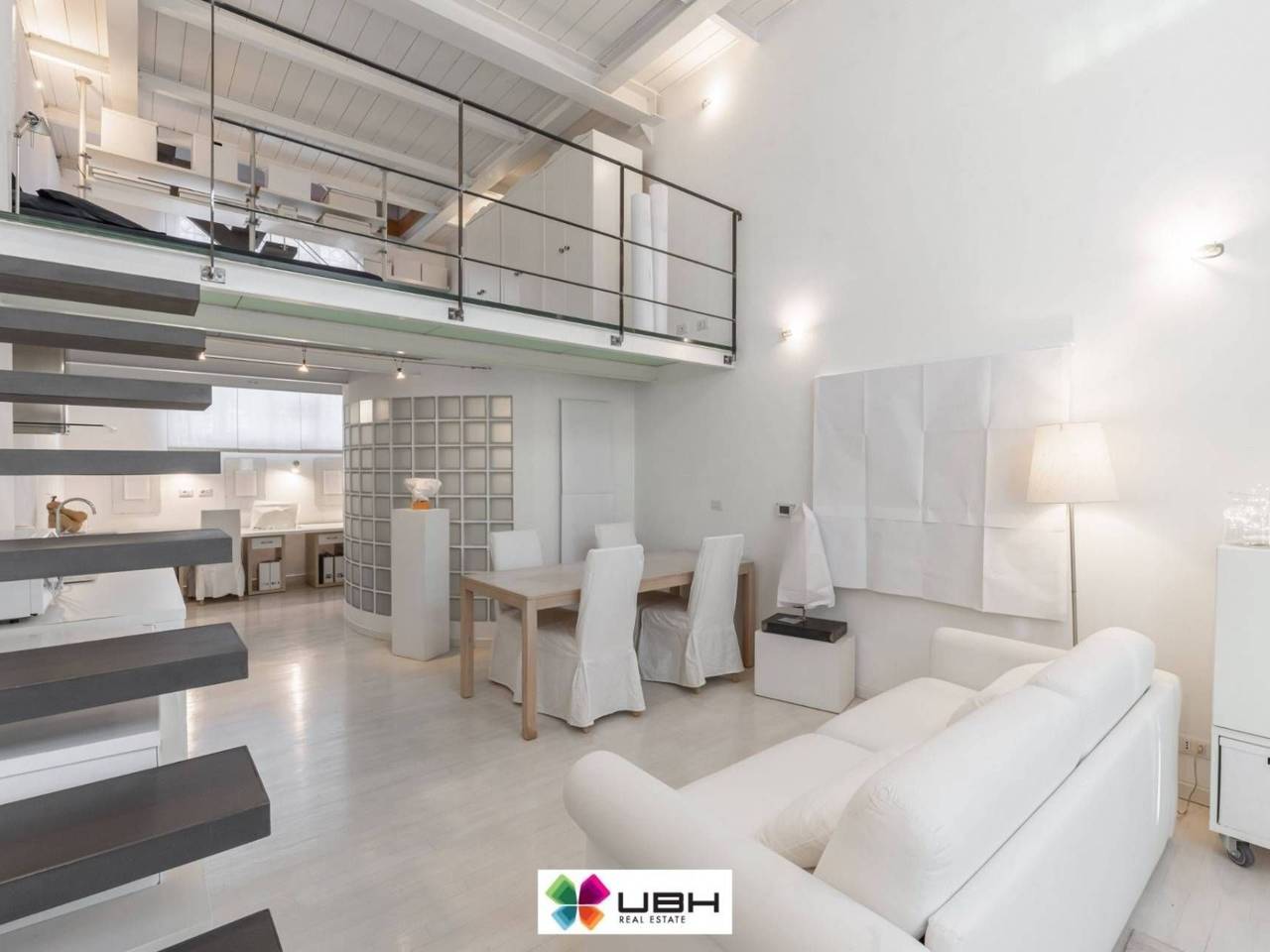 appartamento in vendita a Milano in zona Conchetta