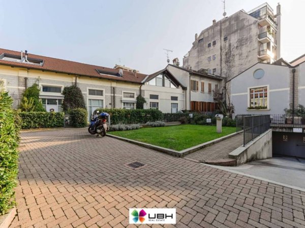 appartamento in vendita a Milano in zona Conchetta