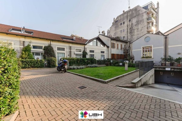 appartamento in vendita a Milano in zona Conchetta