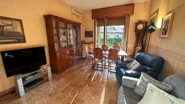 appartamento in vendita a Milano in zona Quarto Oggiaro