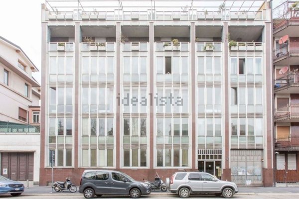 appartamento in vendita a Milano in zona Isola