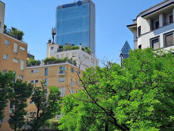 appartamento in vendita a Milano in zona Il Portello
