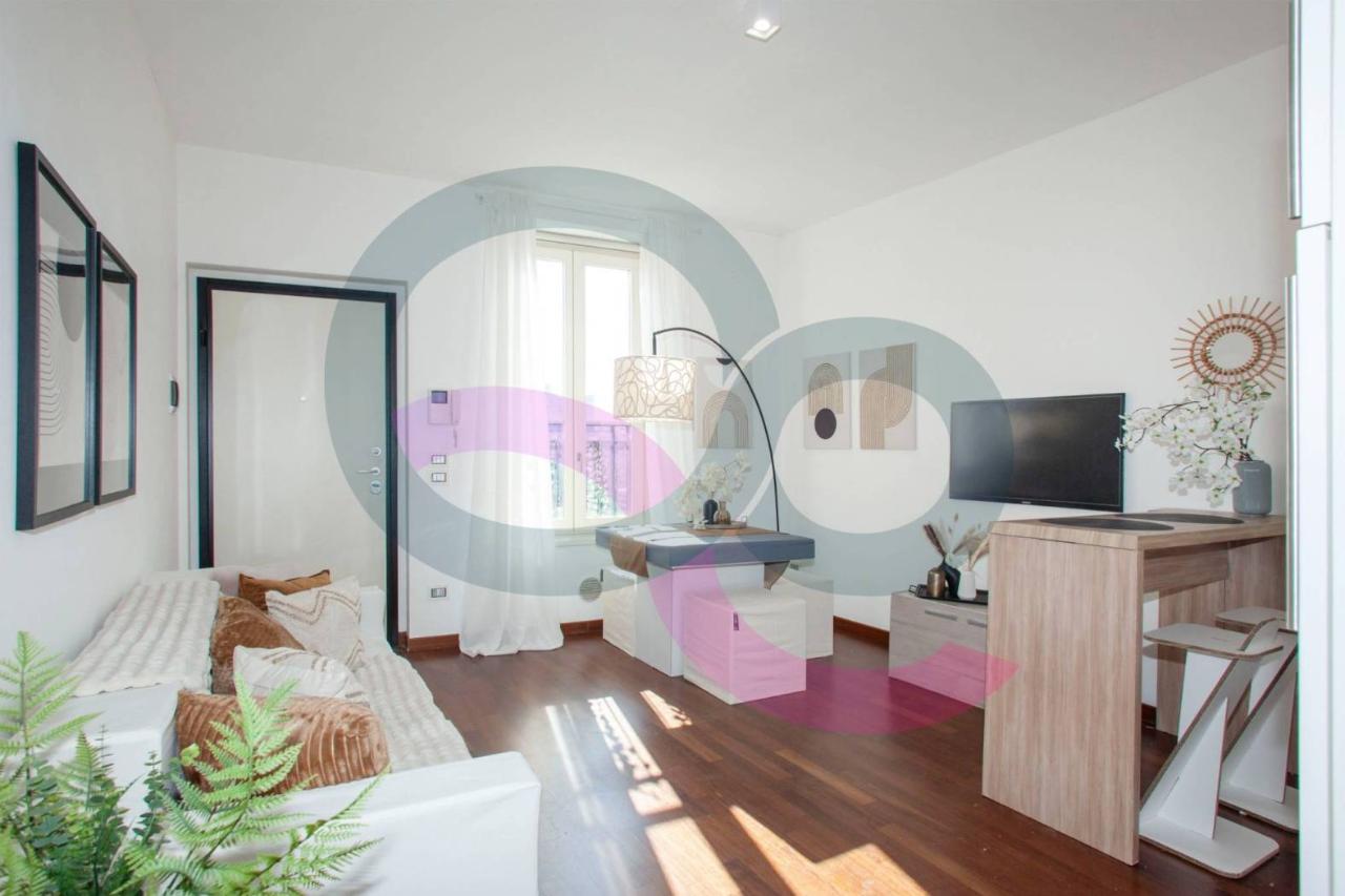 appartamento in vendita a Milano in zona Restocco Maroni
