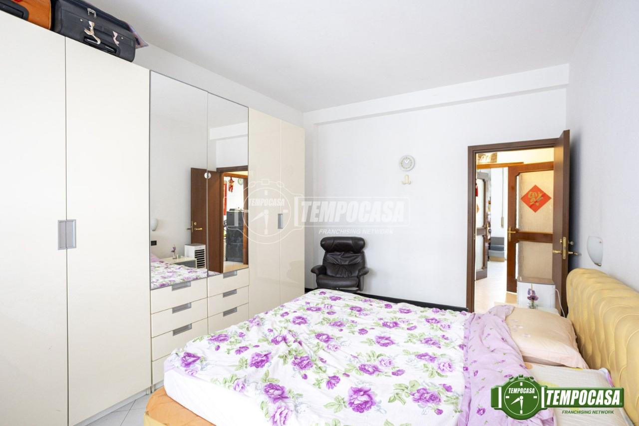 appartamento in vendita a Milano in zona Montalbino