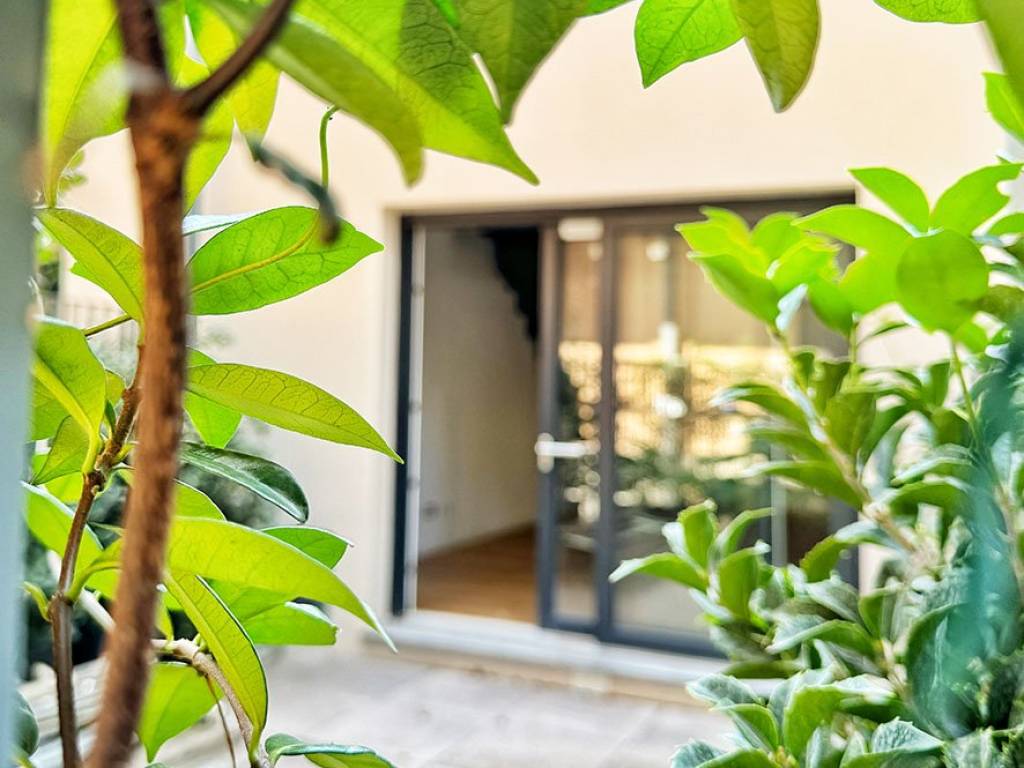 appartamento in vendita a Milano in zona Montalbino