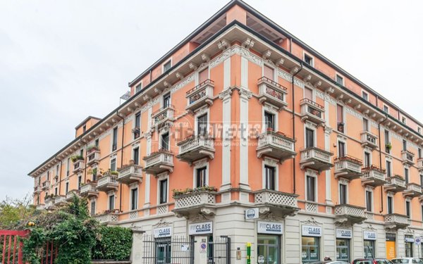 appartamento in vendita a Milano in zona Solari