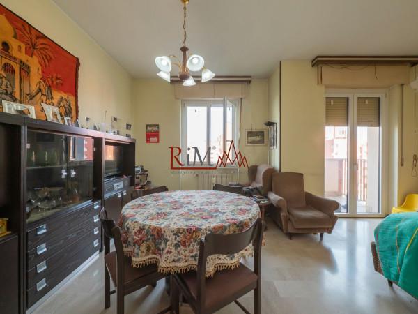 appartamento in vendita a Milano in zona Baggio