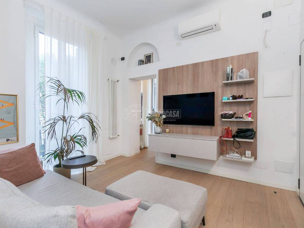 appartamento in vendita a Milano in zona Isola