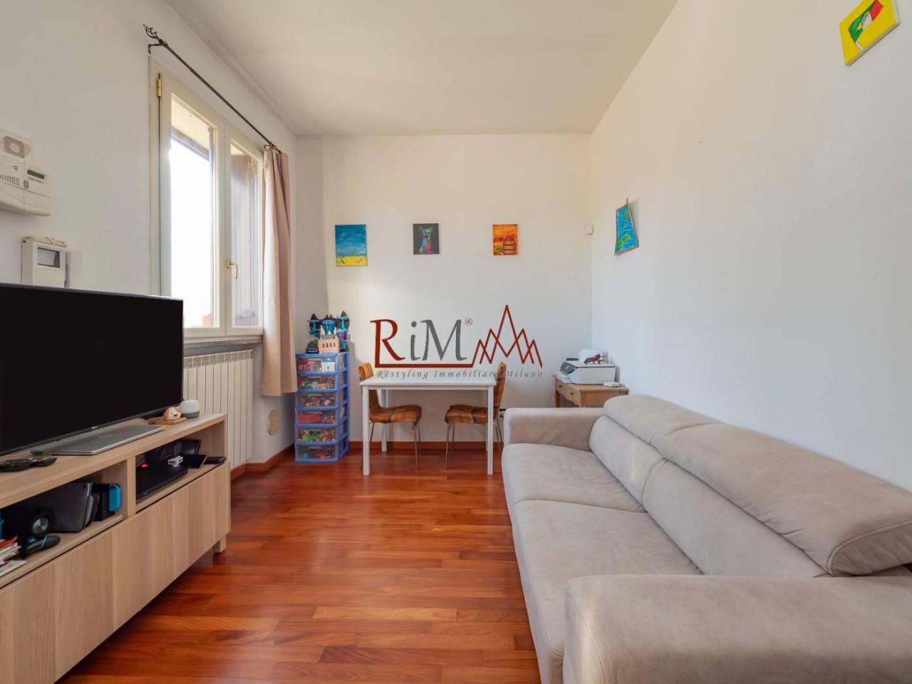 appartamento in vendita a Milano in zona Baggio
