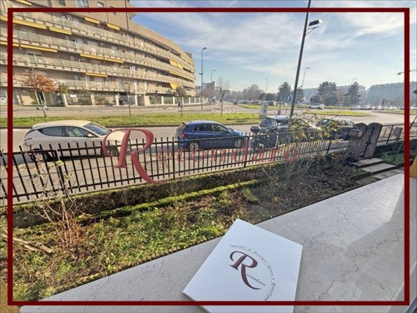 appartamento in vendita a Milano in zona Barona