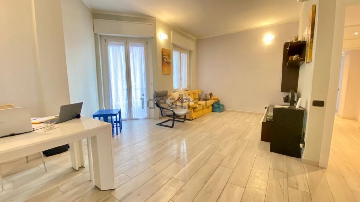 appartamento in vendita a Milano in zona Baggio