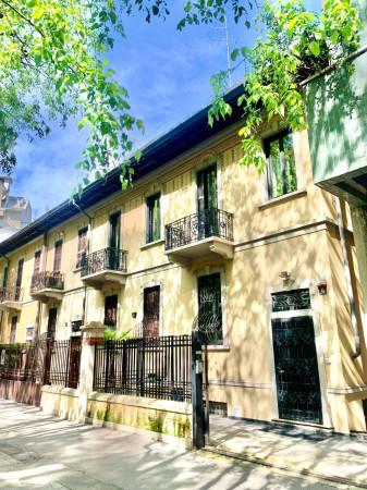 casa indipendente in vendita a Milano in zona Città Studi