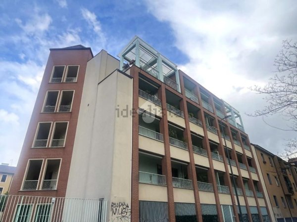 appartamento in vendita a Milano in zona Dergano