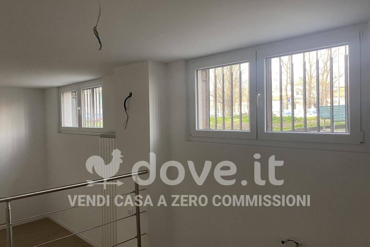 appartamento in vendita a Milano in zona Dergano