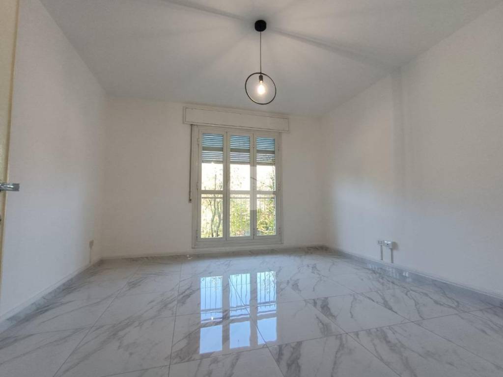 appartamento in vendita a Milano in zona Famagosta